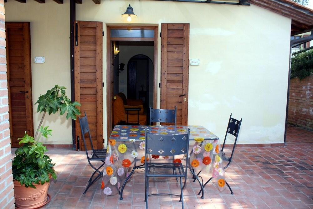 קסטלפיורנטינו Agriturismo Le Docce מראה חיצוני תמונה