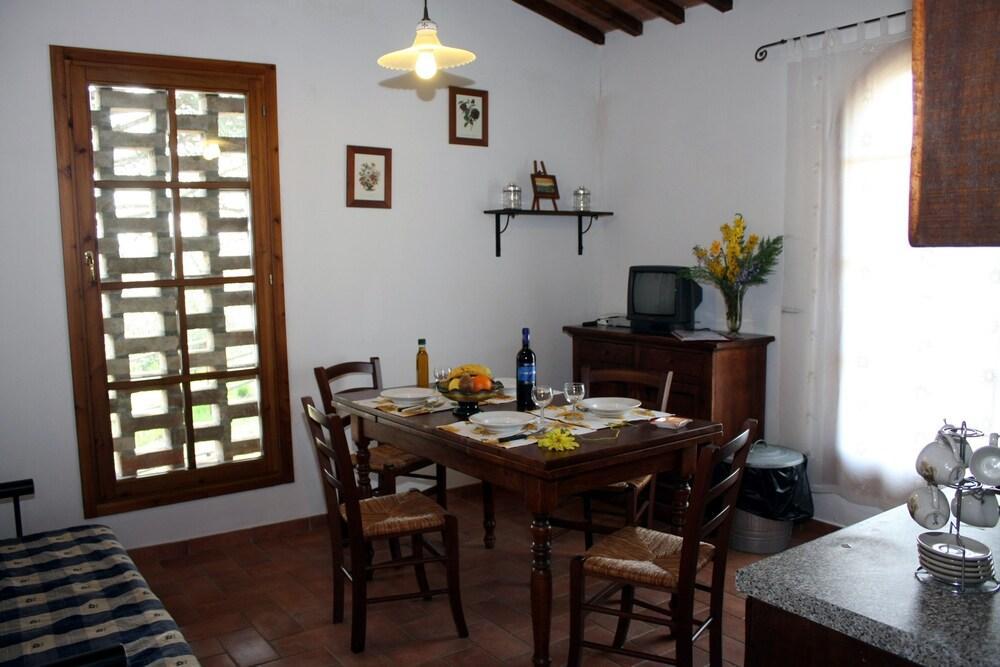 קסטלפיורנטינו Agriturismo Le Docce מראה חיצוני תמונה