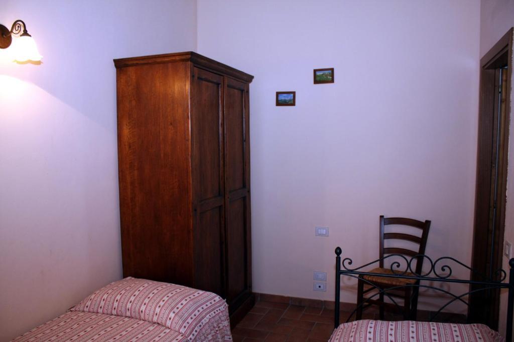 קסטלפיורנטינו Agriturismo Le Docce חדר תמונה